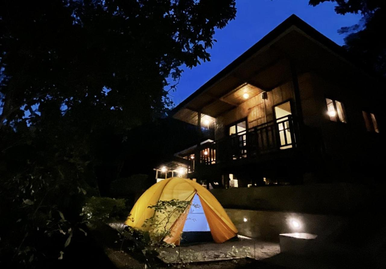 Native House With Beautiful Pool Villa Bagac Екстериор снимка